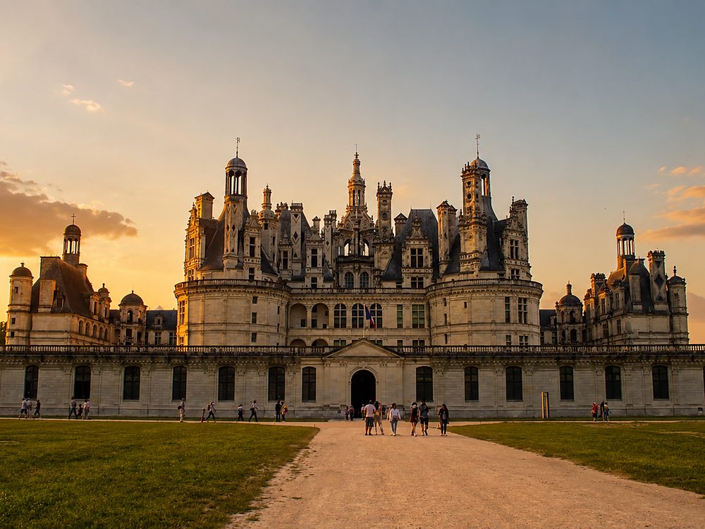 Castelo de Chambord ao entardecer, no Vale do Loire